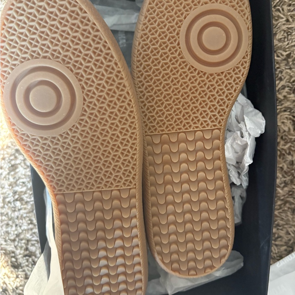 ALOHAS Silver Women's Sneakers with Brown Sole - Picture 7 of 9
